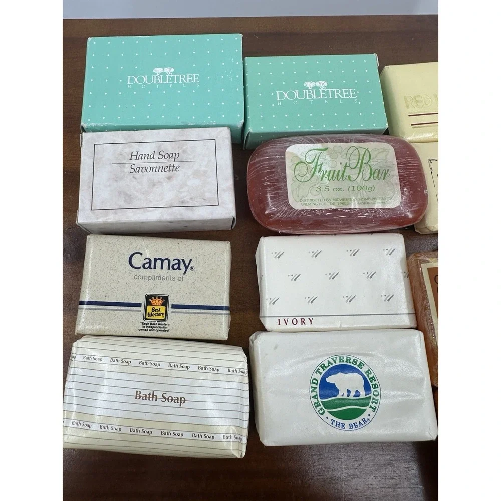 Vintage Lot of 15 Hotel Motel Resort Travel Size Mini Bar Bath Soaps‎